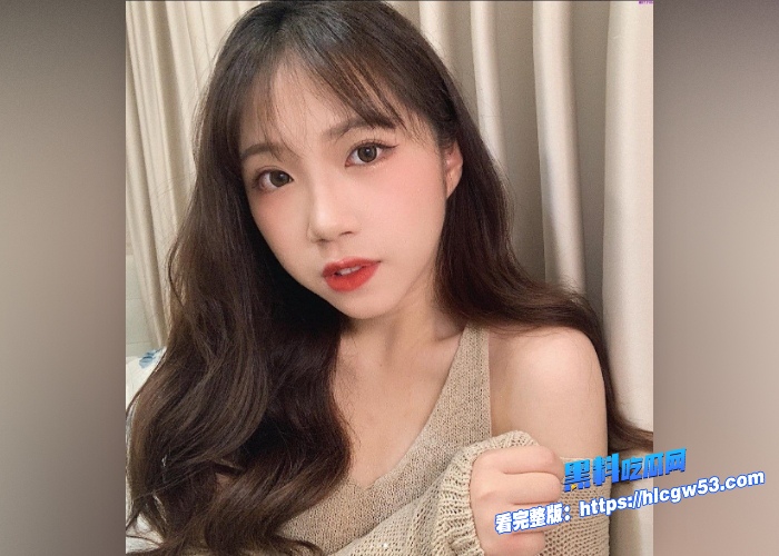 知名IG网红不雅啪啪视频流出照片里清纯女神私下里是淫荡母狗深情口嗦龟头看的人鸡儿梆硬 图8WH700x500px 知名IG网红不雅啪啪视频流出照片里清纯女神私下里是淫荡母狗深情口嗦龟头看的人鸡儿梆硬 图8WH700x500px