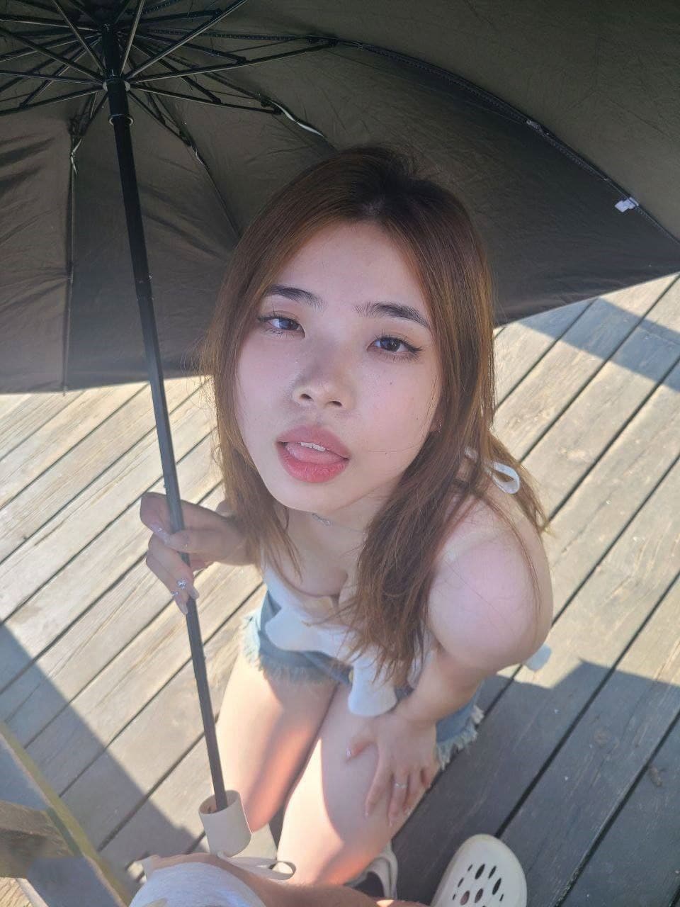 反差婊母狗生活照 反差婊母狗生活照
