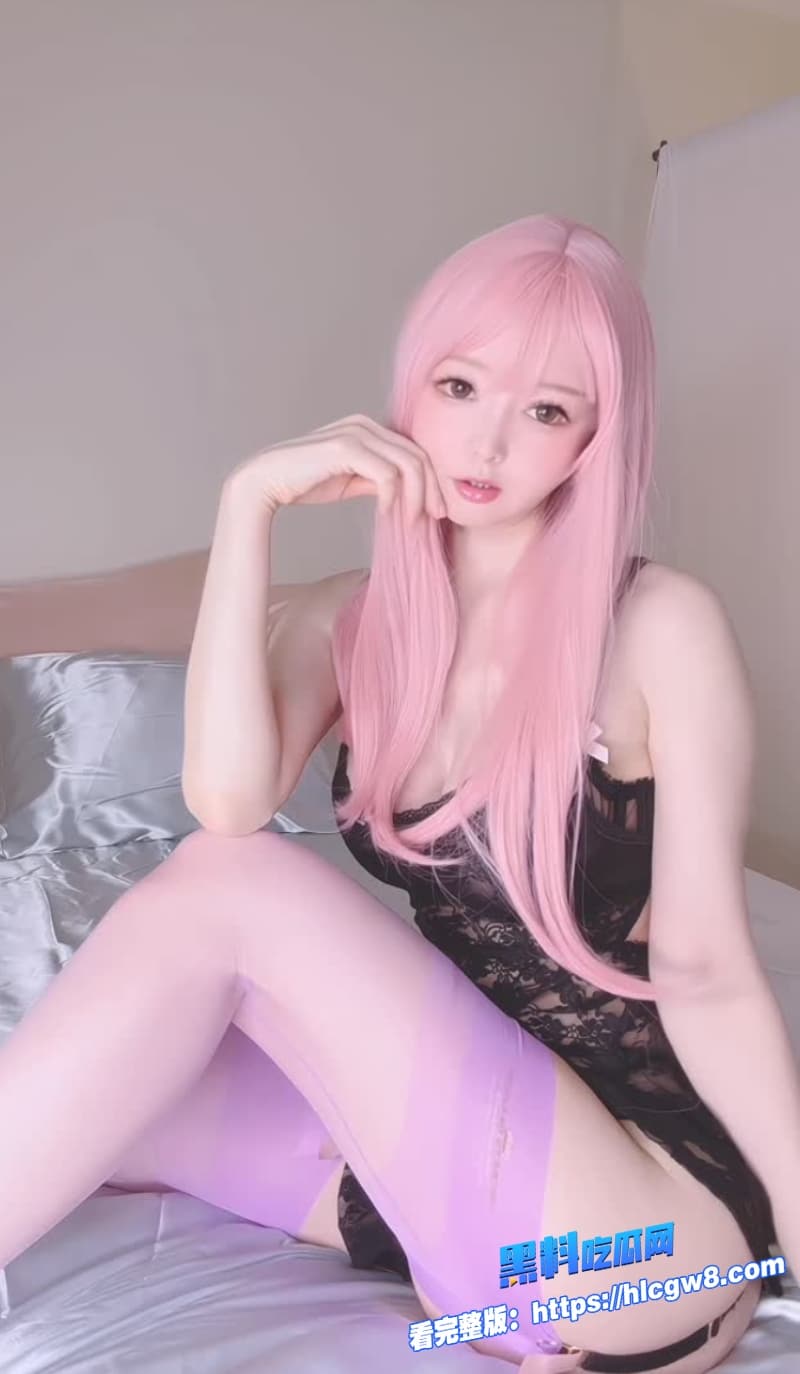 OnlyFans日本网红反差嫩妹yuipeachpie湿身诱惑福利视频流出椰奶少女被强制深喉到呛咳5
