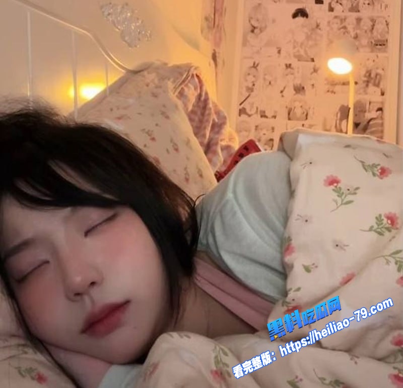 抖音ASMR主播 江西荨荨子 裸聊视频流出 漏奶掰逼小葡萄超骚 男友边看边撸喷一手图8 抖音ASMR主播 江西荨荨子 裸聊视频流出 漏奶掰逼小葡萄超骚 男友边看边撸喷一手图8