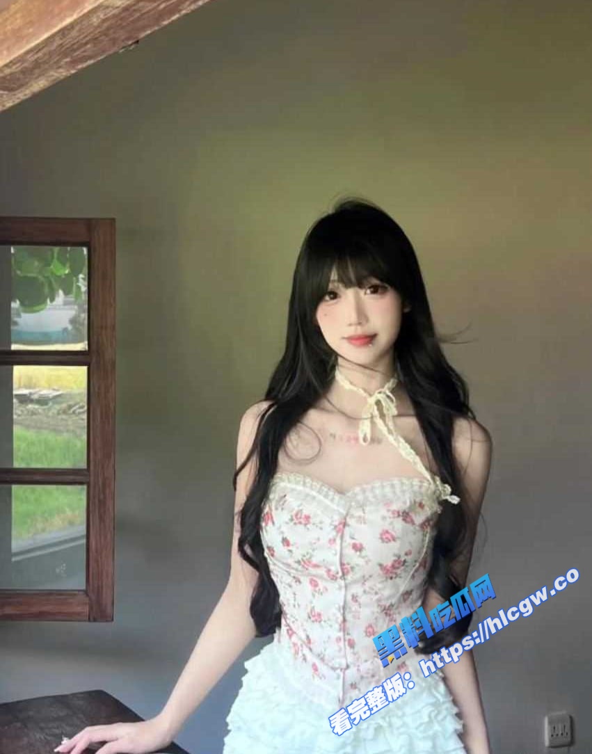 抖音高颜值网红 恋爱绝缘体 可甜可咸可御可萝堪称完美 高价定制视频流出！3