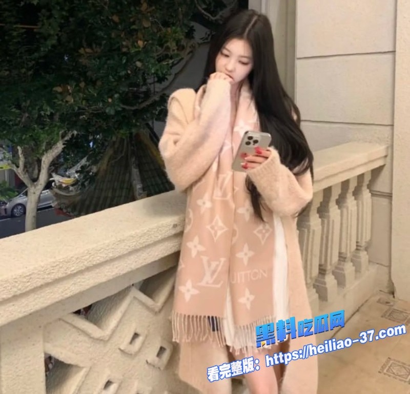 高颜值女神展现惊人淫荡身材娇嫩抗操到飞起各种姿势随便玩她求着爸爸用力2 高颜值女神展现惊人淫荡身材娇嫩抗操到飞起各种姿势随便玩她求着爸爸用力2