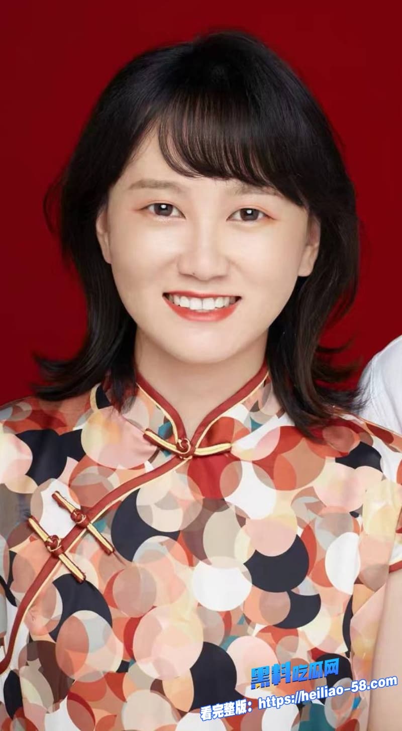 瓜友投稿34岁英语老师孙苗苗婚礼夜被昔日学生群P三洞齐开狂干到喷水4