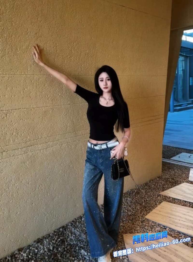 高颜值反差女神私拍视频曝光和男友居家啪啪多姿势猛干小母狗淫技一流太会玩了5
