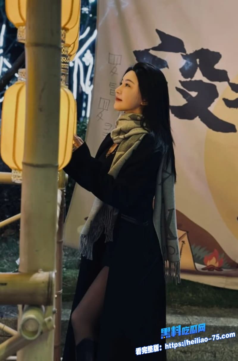 绿帽老公灌醉白虎老婆后叫同事酒店群P她黑丝跪舔浪叫求操太骚了7 绿帽老公灌醉白虎老婆后叫同事酒店群P她黑丝跪舔浪叫求操太骚了7