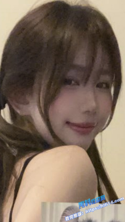 蜜桃臀JK女大学生 高马尾穿黑丝撅起屁股等待哥哥插入，粉嫩小穴穴操起来一定很带劲1