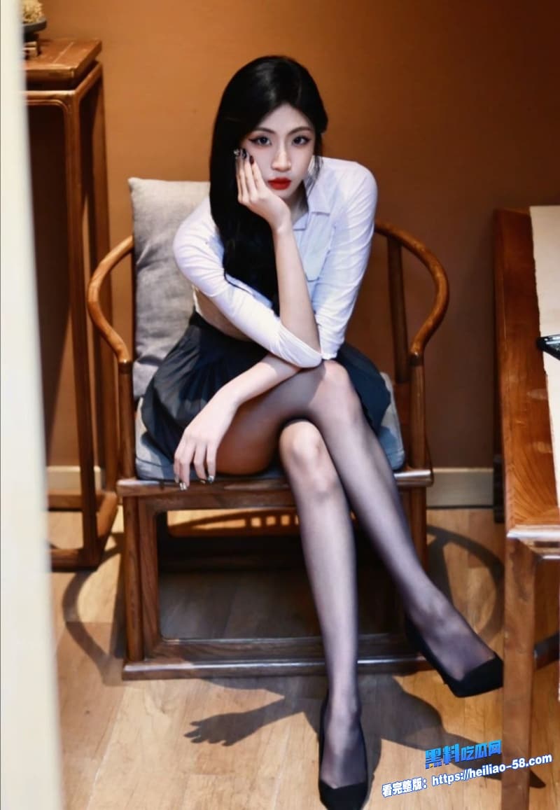 舞蹈系女留学生邓亚丽私密视频曝光露脸口交巨屌骚穴被疯狂调教到高潮不断2