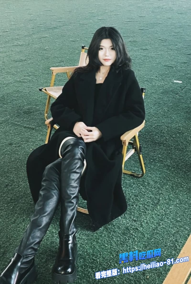 白富美巨乳学姐露脸狂吞学弟巨屌极品白虎嫩穴被各种姿势疯狂抽插到外翻3