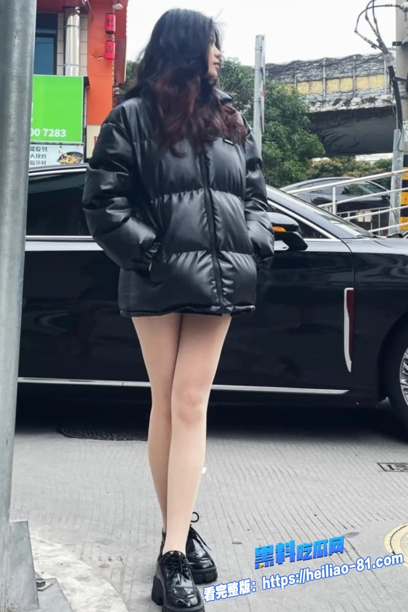 白富美巨乳学姐露脸狂吞学弟巨屌极品白虎嫩穴被各种姿势疯狂抽插到外翻4