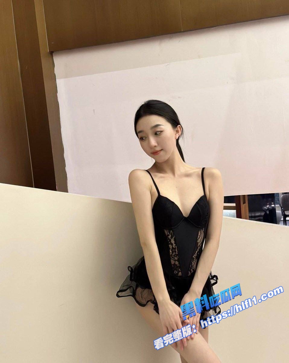 北京邮电大学校花 曾媛 不雅视频流出 清纯校花竟如此反差 特别爱舔蛋蛋！7