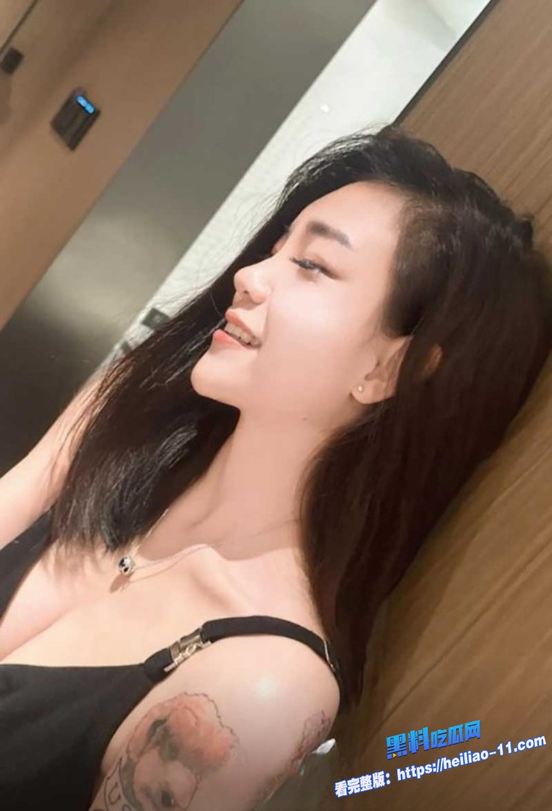 抖音主播然后的然直播PK输了做惩罚边脱边笑超淫荡全裸完整版视频曝光11 抖音主播然后的然直播PK输了做惩罚边脱边笑超淫荡全裸完整版视频曝光11