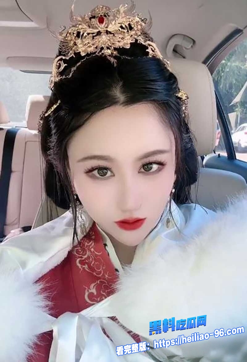 反差女神大蜜蜜4