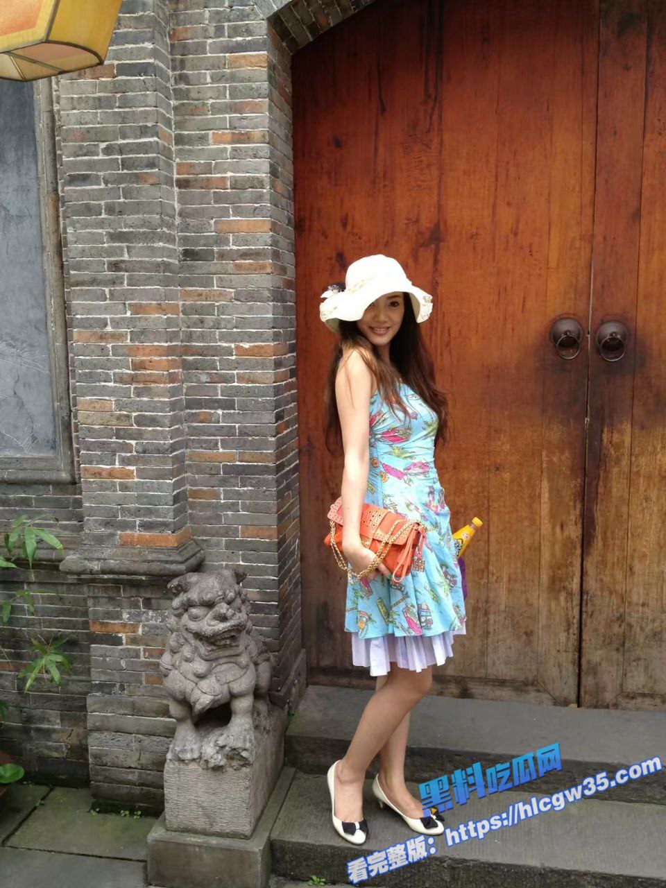 极品人妻少妇 钟晓红 定制视频流出 风韵犹存 自拍 自慰 淫叫声震天11 极品人妻少妇 钟晓红 定制视频流出 风韵犹存 自拍 自慰 淫叫声震天11