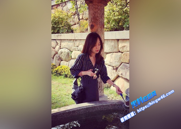 极品小少妇 风韵犹存 找了个小弟弟 姐弟恋日常性爱私拍 小穴被弟弟的肉棒滋润1 极品小少妇 风韵犹存 找了个小弟弟 姐弟恋日常性爱私拍 小穴被弟弟的肉棒滋润1