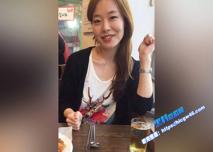 极品小少妇 风韵犹存 找了个小弟弟 姐弟恋日常性爱私拍 小穴被弟弟的肉棒滋润4 极品小少妇 风韵犹存 找了个小弟弟 姐弟恋日常性爱私拍 小穴被弟弟的肉棒滋润4