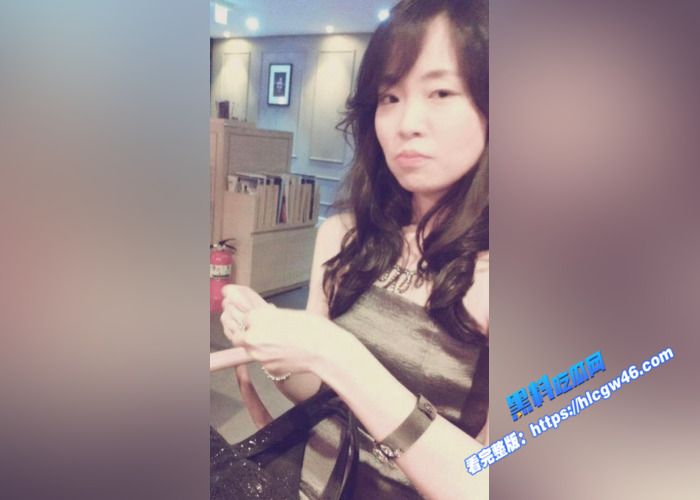 极品小少妇 风韵犹存 找了个小弟弟 姐弟恋日常性爱私拍 小穴被弟弟的肉棒滋润8 极品小少妇 风韵犹存 找了个小弟弟 姐弟恋日常性爱私拍 小穴被弟弟的肉棒滋润8