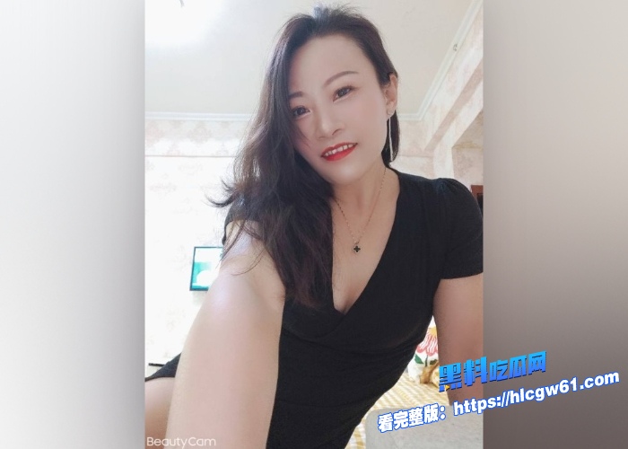海角乱伦调教丰满熟女邢姨肉丝大白腿型感撩人高跟鞋尖插肥穴直接爽到高潮太刺激了 图3