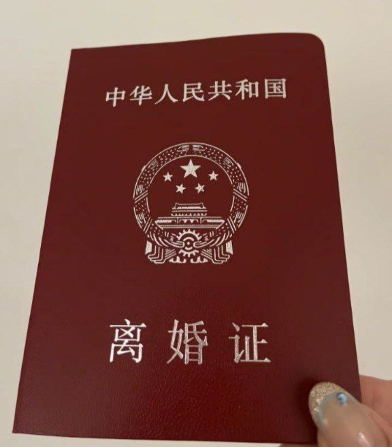 武汉V5馆慕艺斯窗帘老板娘陈玉偷情被实锤4