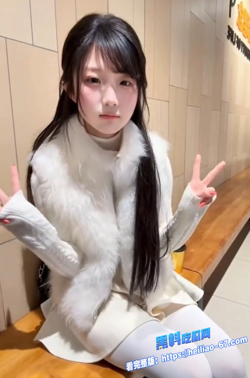 真实兄妹乱伦趁小表妹醉酒偷偷插入她的肛门里面叫得又浪又骚非常诱人5 真实兄妹乱伦趁小表妹醉酒偷偷插入她的肛门里面叫得又浪又骚非常诱人5