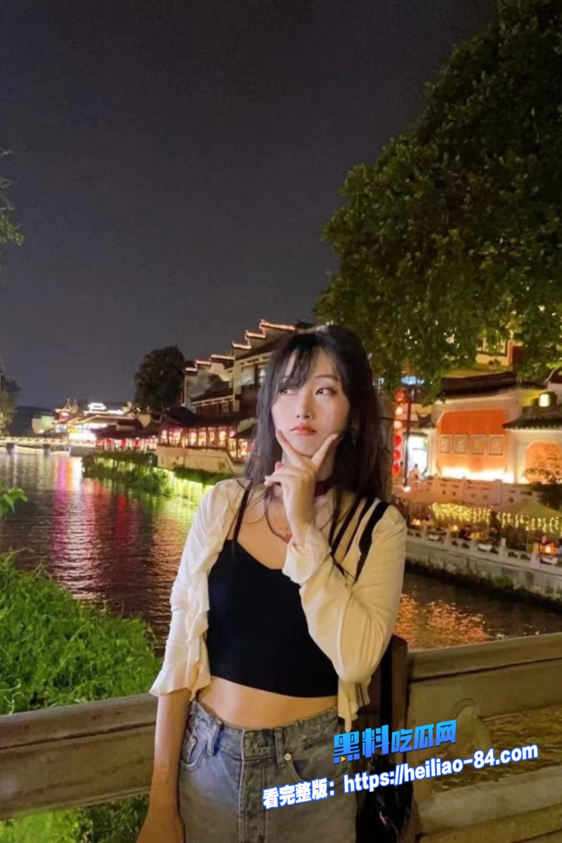 佛山经济学院清纯高颜值学妹酒店被同学无套爆操 全程高能最后被调教的腿软求饶!7 佛山经济学院清纯高颜值学妹酒店被同学无套爆操 全程高能最后被调教的腿软求饶!7