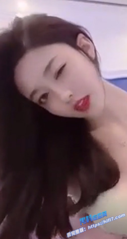 快手主播网红 留声唱片机 高价私人定制视频流出 在线大跳骚舞 性感诱惑！2