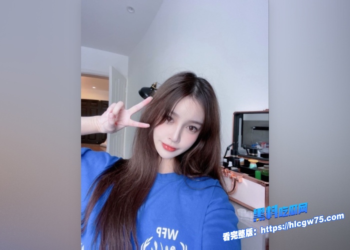 海角乱伦超性感后妈和老爸说回来拿衣服回家就抓我手去她俩婚房里勾引我这后妈当到位了身材极品啊 图5 海角乱伦超性感后妈和老爸说回来拿衣服回家就抓我手去她俩婚房里勾引我这后妈当到位了身材极品啊 图5