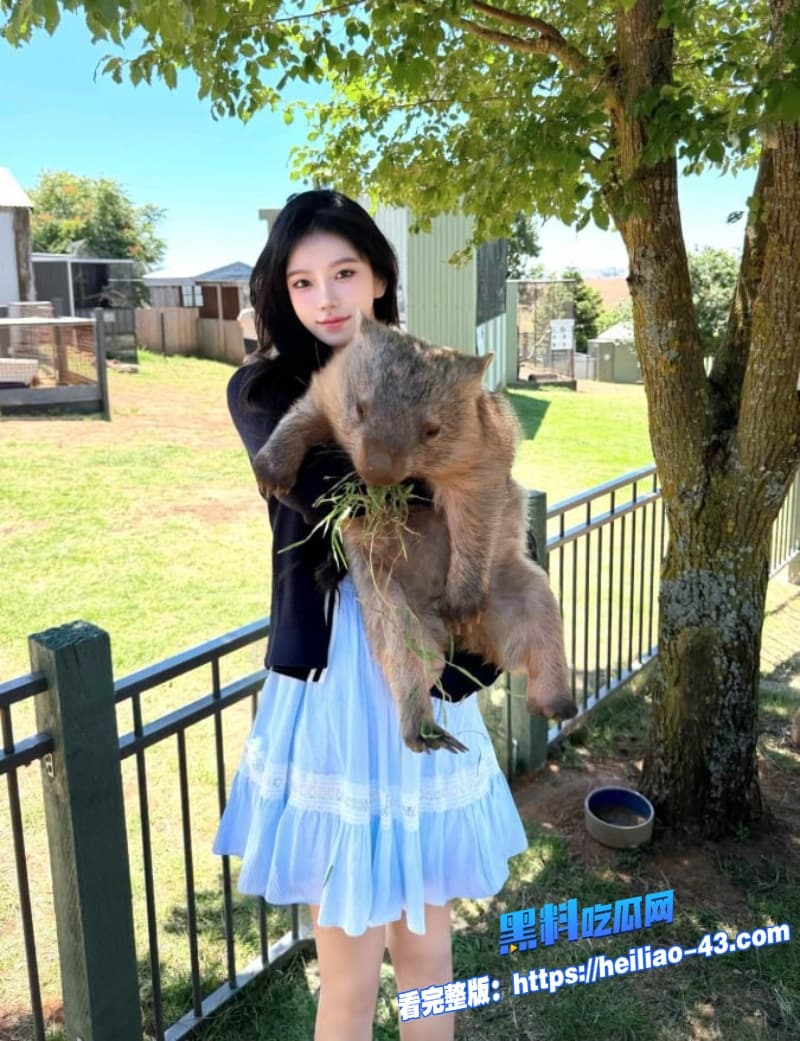 真实叔嫂乱伦骚货嫂子与小叔子偷情视频流出身穿黑丝深喉口交最后母狗求着快点内射进去4 真实叔嫂乱伦骚货嫂子与小叔子偷情视频流出身穿黑丝深喉口交最后母狗求着快点内射进去4