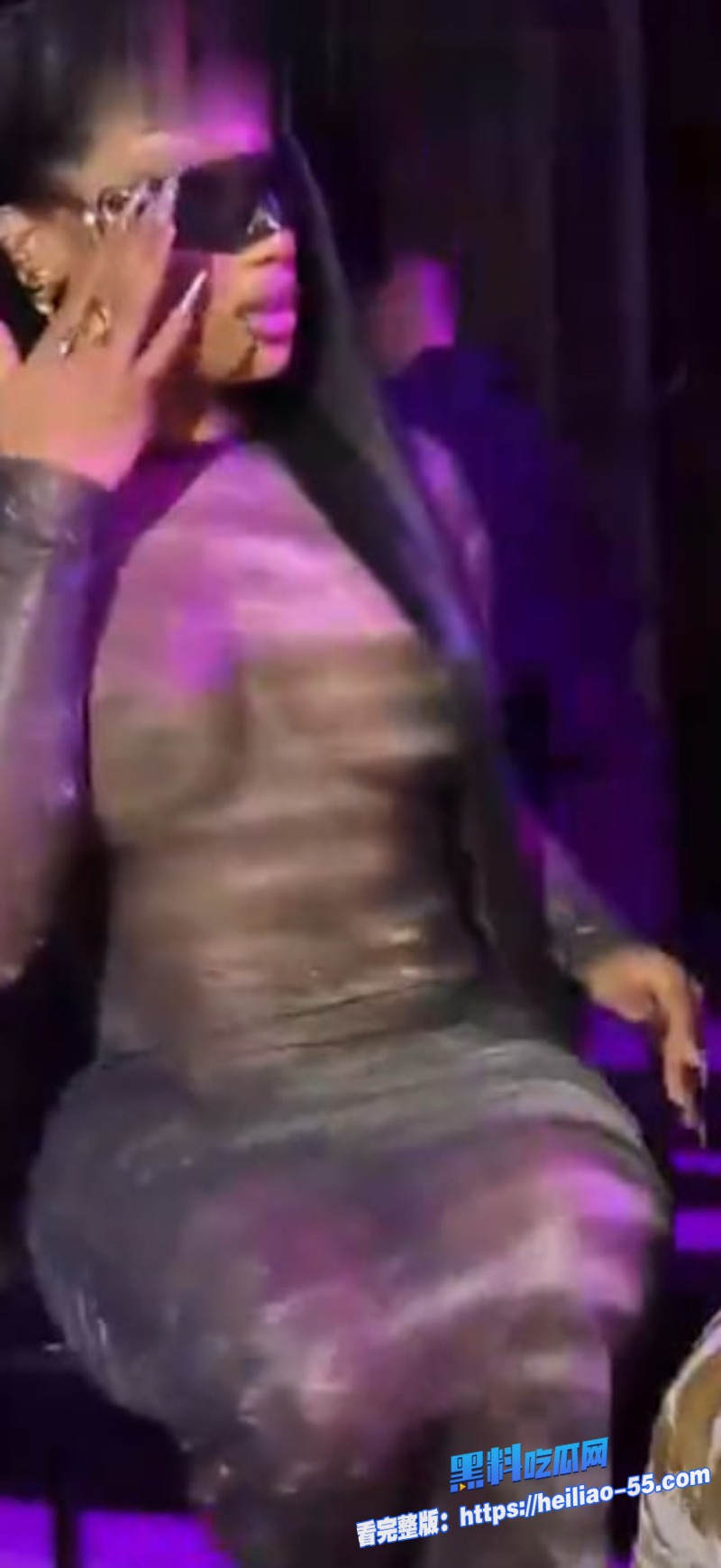 美国说唱女王梅根时装周性感炸场全透明裙爆乳肥臀顶级身材荷尔蒙炸弹7 美国说唱女王梅根时装周性感炸场全透明裙爆乳肥臀顶级身材荷尔蒙炸弹7