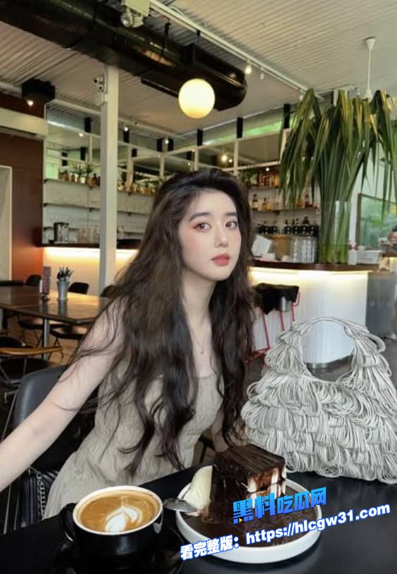 女明星大瓜 李凯馨 自慰视频在外网疯传!赚着国人的钱骂着国人 这下好了被扒了吧图1.jpg 女明星大瓜 李凯馨 自慰视频在外网疯传!赚着国人的钱骂着国人 这下好了被扒了吧图1.jpg