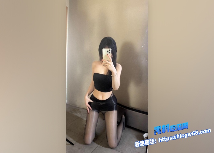 海角乱伦人妻亲姐姐来我家主动洗干净穿上渔网情趣内衣诱惑我干她全程骚话不断这姐姐也算骚货天花板了 图1 海角乱伦人妻亲姐姐来我家主动洗干净穿上渔网情趣内衣诱惑我干她全程骚话不断这姐姐也算骚货天花板了 图1
