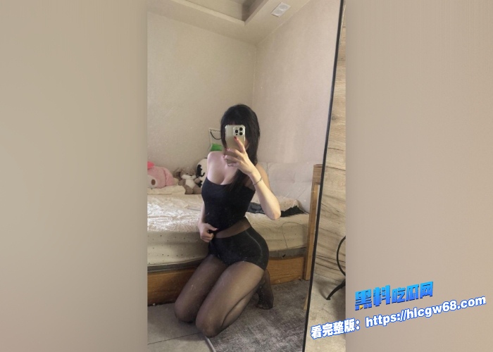 海角乱伦人妻亲姐姐来我家主动洗干净穿上渔网情趣内衣诱惑我干她全程骚话不断这姐姐也算骚货天花板了 图5 海角乱伦人妻亲姐姐来我家主动洗干净穿上渔网情趣内衣诱惑我干她全程骚话不断这姐姐也算骚货天花板了 图5