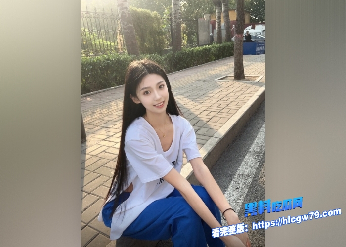 苗条身材清纯学妹被土豪大哥调教视频流出连体白丝袜足交叫声酥麻嫩穴真的好紧6 苗条身材清纯学妹被土豪大哥调教视频流出连体白丝袜足交叫声酥麻嫩穴真的好紧6