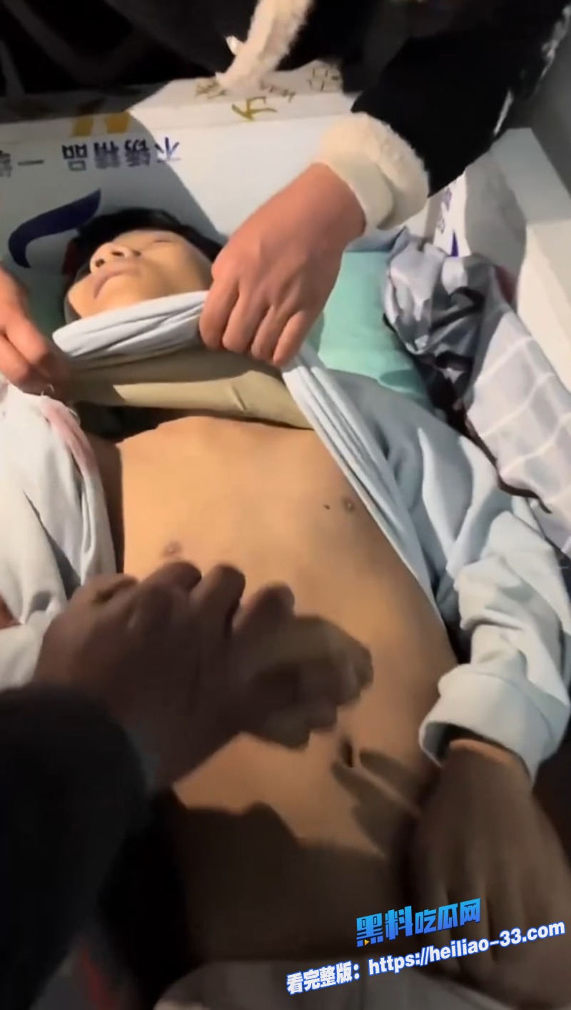 新蔡县今是清华园学校学生宿舍惨死嘴角血迹与胸口针孔疑点视频曝光网传钢管打人真相成谜15