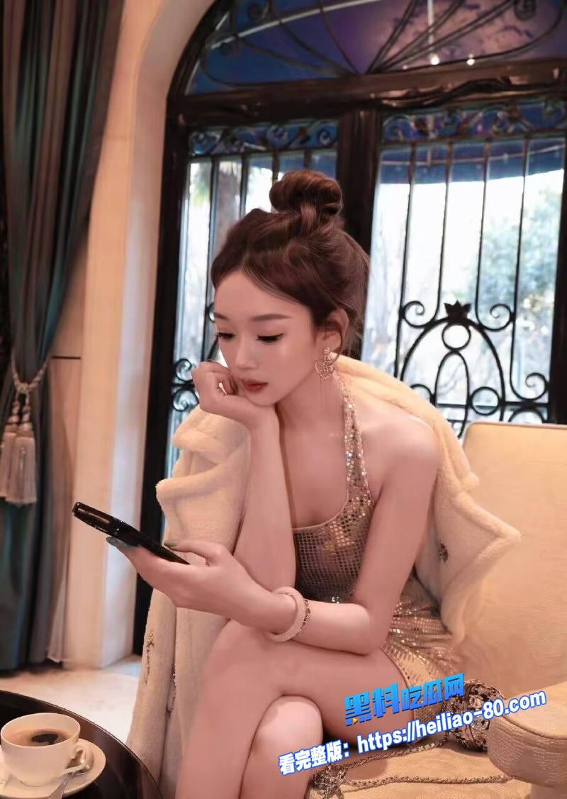 高颜值御姐 冯菲 穿黑丝制服被潜规则 上班时间经理直接拖进厕所后入猛干 这谁顶得住啊图7 高颜值御姐 冯菲 穿黑丝制服被潜规则 上班时间经理直接拖进厕所后入猛干 这谁顶得住啊图7