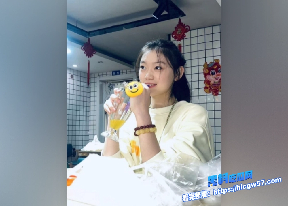 沈阳师范清纯舞蹈生少女颜值甜美身姿柔美酒店私拍视频完整版流出小母狗被调教的很好 17 沈阳师范清纯舞蹈生少女颜值甜美身姿柔美酒店私拍视频完整版流出小母狗被调教的很好 17
