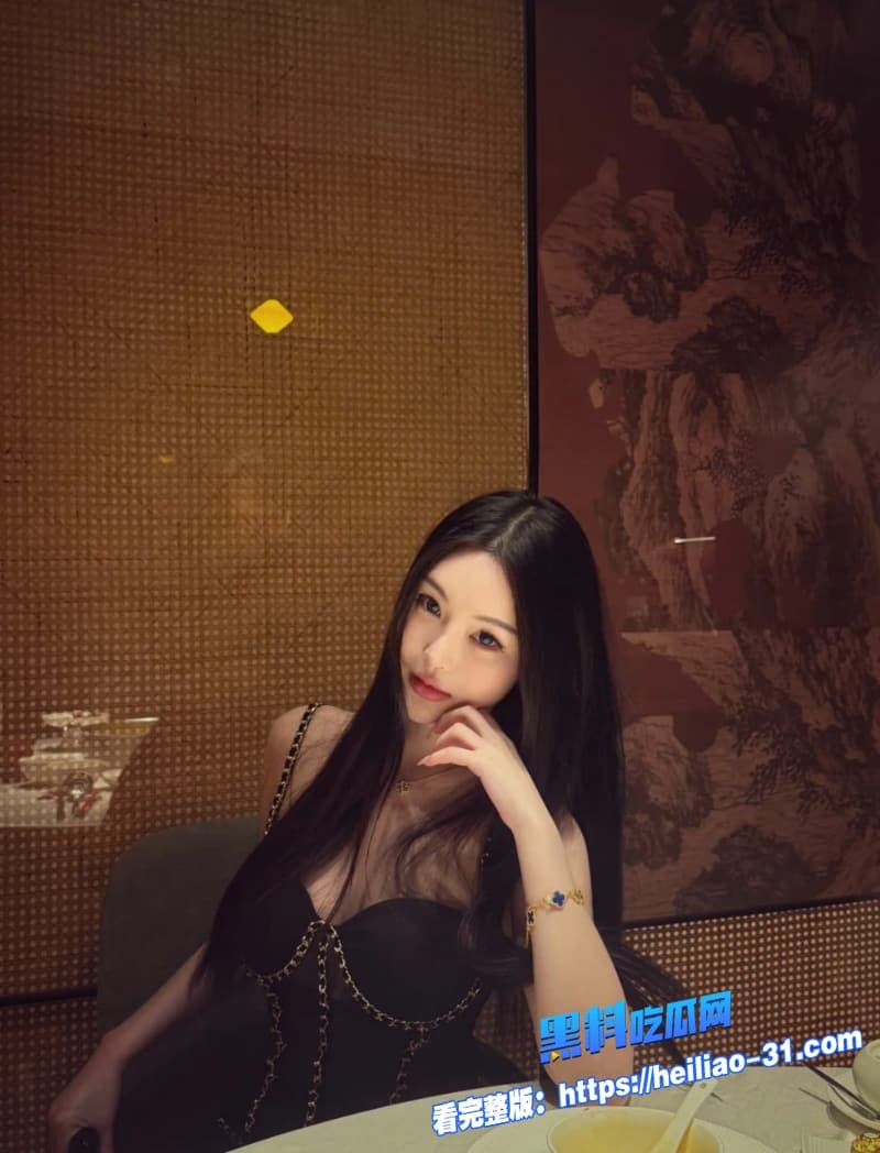 广西南宁网瘾少女辛珂乐由桂入沪不惜千里奔现网友首夜就掰臀索精求内射视频曝光 1 广西南宁网瘾少女辛珂乐由桂入沪不惜千里奔现网友首夜就掰臀索精求内射视频曝光 1