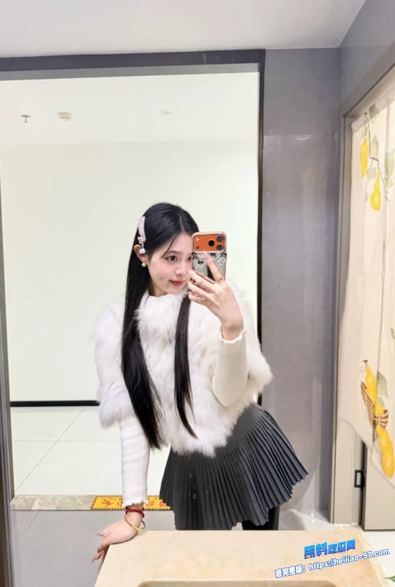 高颜值反差美女酒店约炮视频流出全程露脸穿性感情趣内衣白虎嫩穴被疯狂爆操到白浆直流1