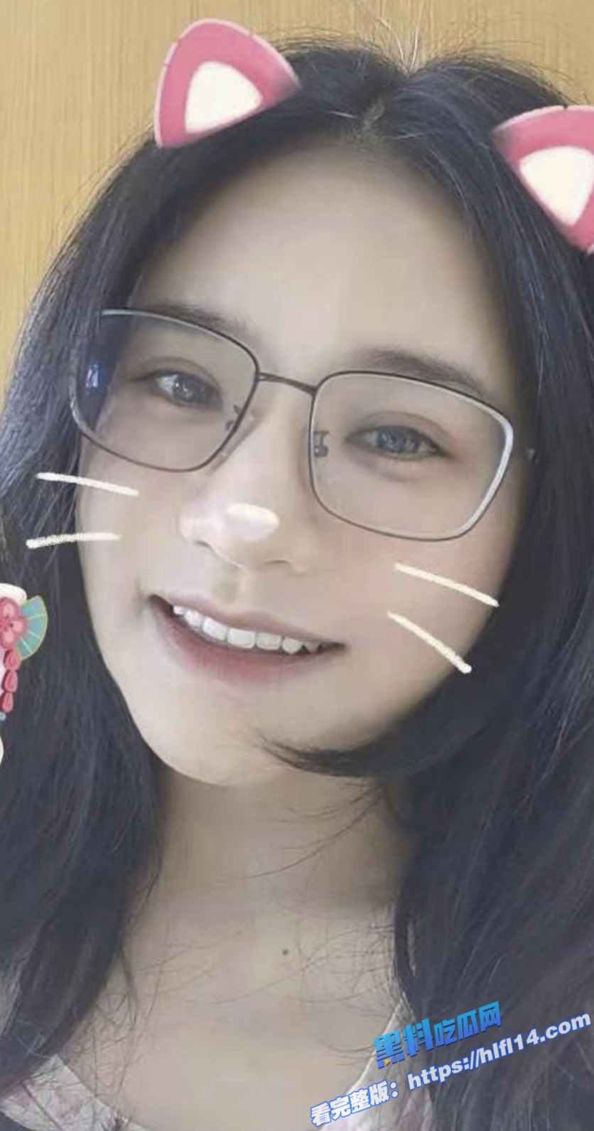 高颜值反差女 泡芙小苏 女销售被男友曝光做爱视频附带聊天记录！1