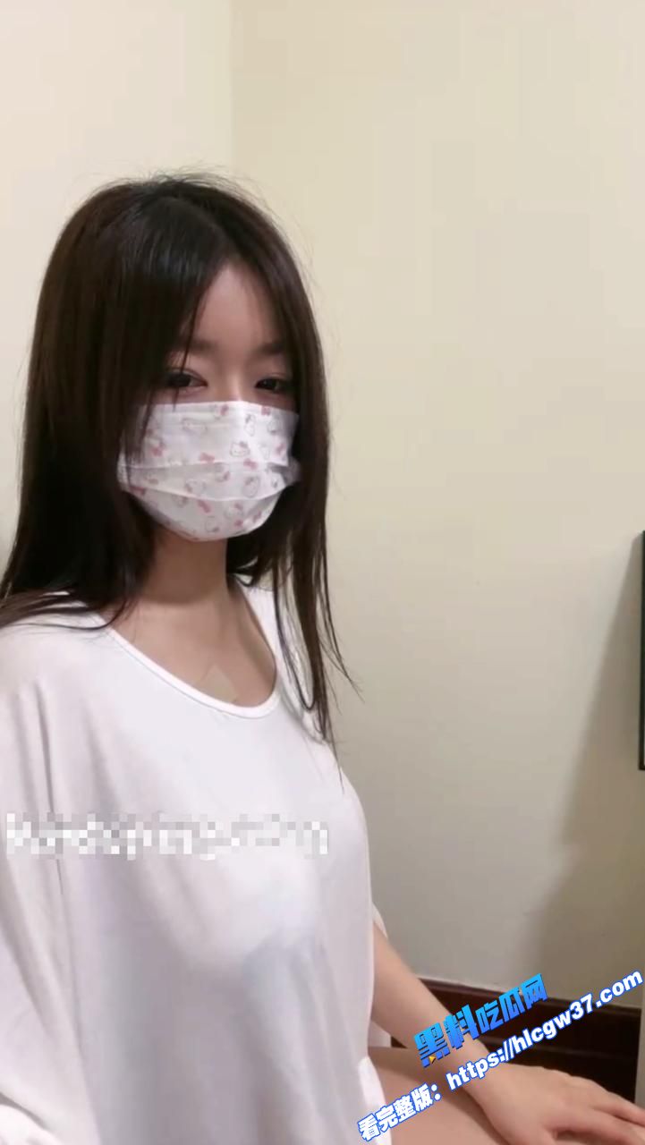 抖音网红 卓 和榜一大哥裸聊视频曝光 这浪叫声音太销魂 而且奶子还那么大!图13 抖音网红 卓 和榜一大哥裸聊视频曝光 这浪叫声音太销魂 而且奶子还那么大!图13