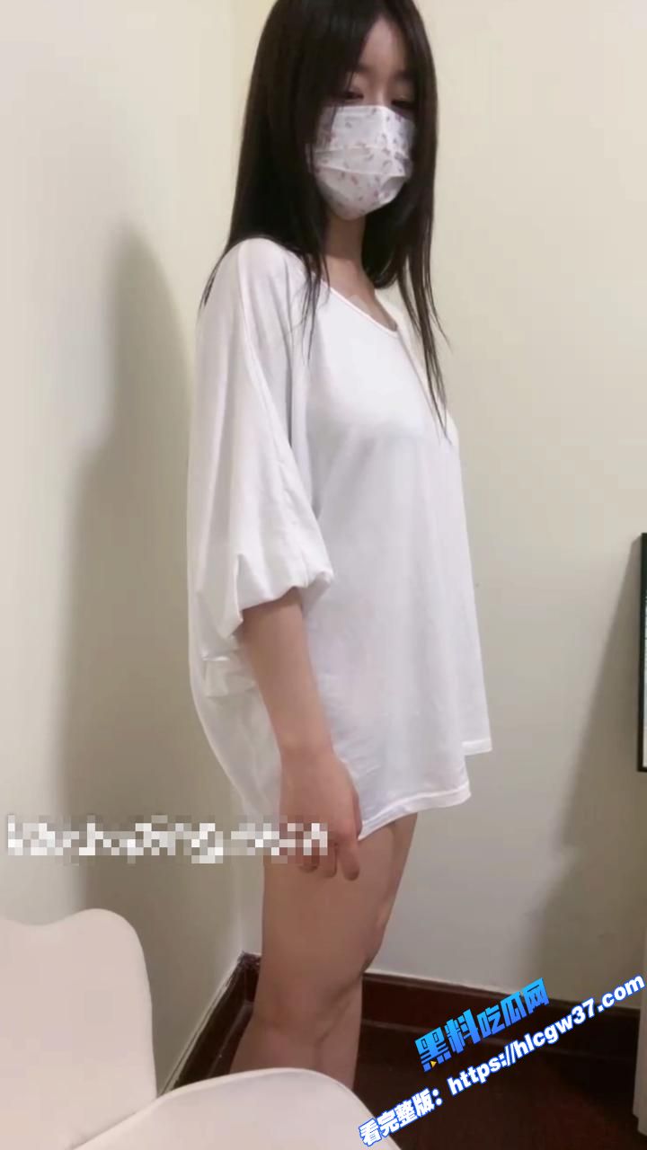 抖音网红 卓 和榜一大哥裸聊视频曝光 这浪叫声音太销魂 而且奶子还那么大!图14 抖音网红 卓 和榜一大哥裸聊视频曝光 这浪叫声音太销魂 而且奶子还那么大!图14