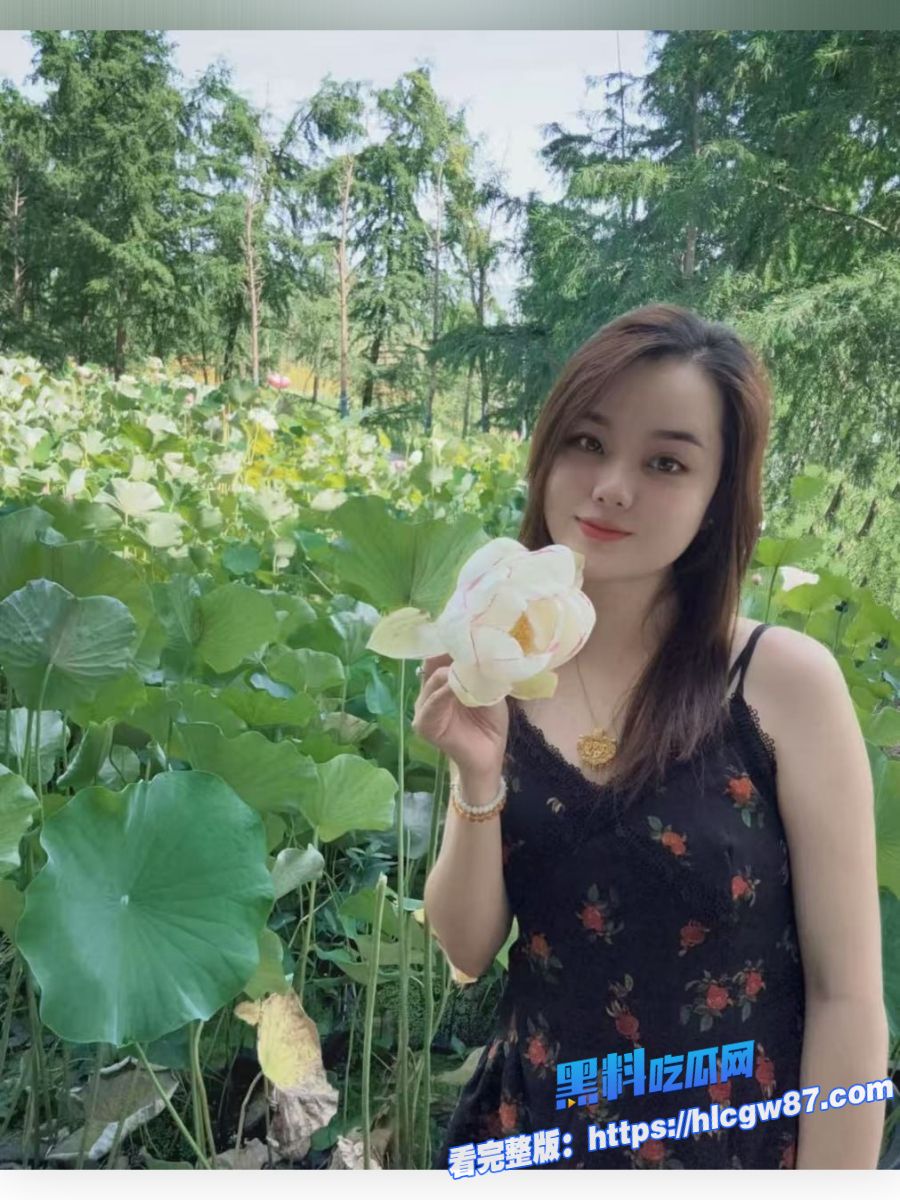 极品骚妇黑料炸裂 1 极品骚妇黑料炸裂 1