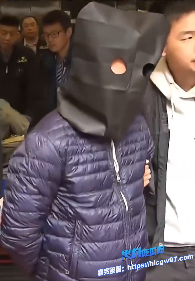 香港火灾最新内幕工程负责人玩忽职守聚众淫乱商K裸体狂欢 7