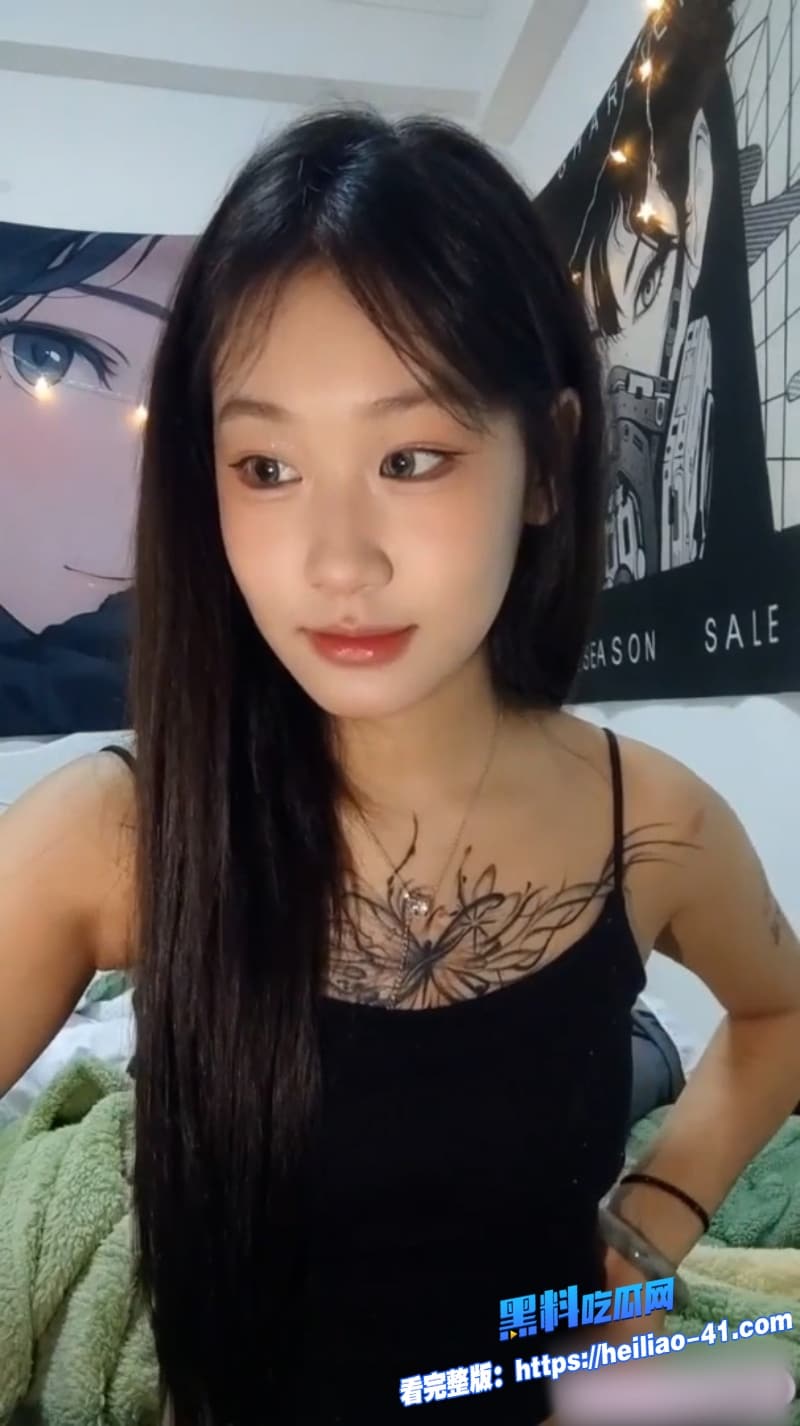 高颜值纹身精神小妹直播视频流出全程露脸跪地深喉口交男友肉棒随后被无套操的白浆直流2 高颜值纹身精神小妹直播视频流出全程露脸跪地深喉口交男友肉棒随后被无套操的白浆直流2