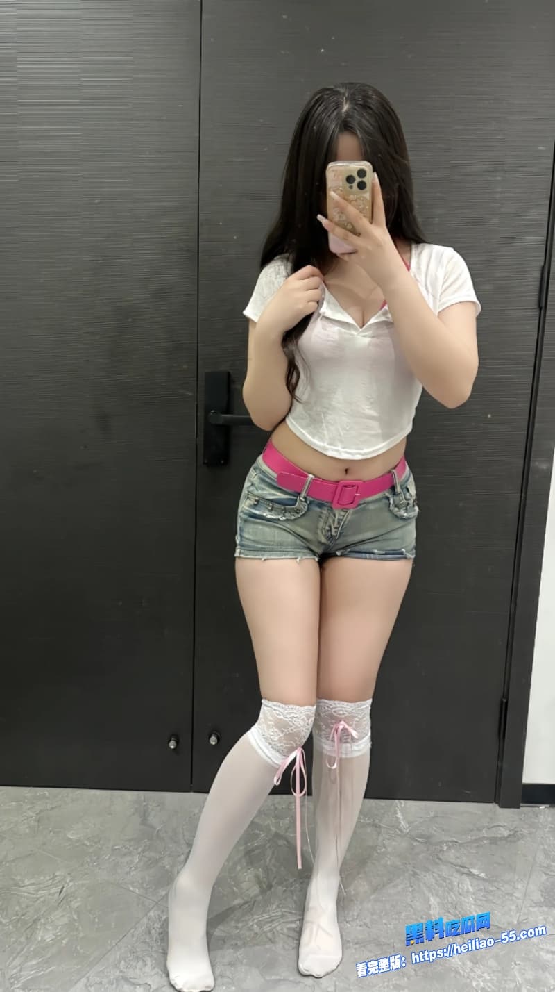 推特极品网红奶妹性爱视频流出骚穴遭猛男狂 翘臀巨乳看的人下面根本受不了3 推特极品网红奶妹性爱视频流出骚穴遭猛男狂 翘臀巨乳看的人下面根本受不了3