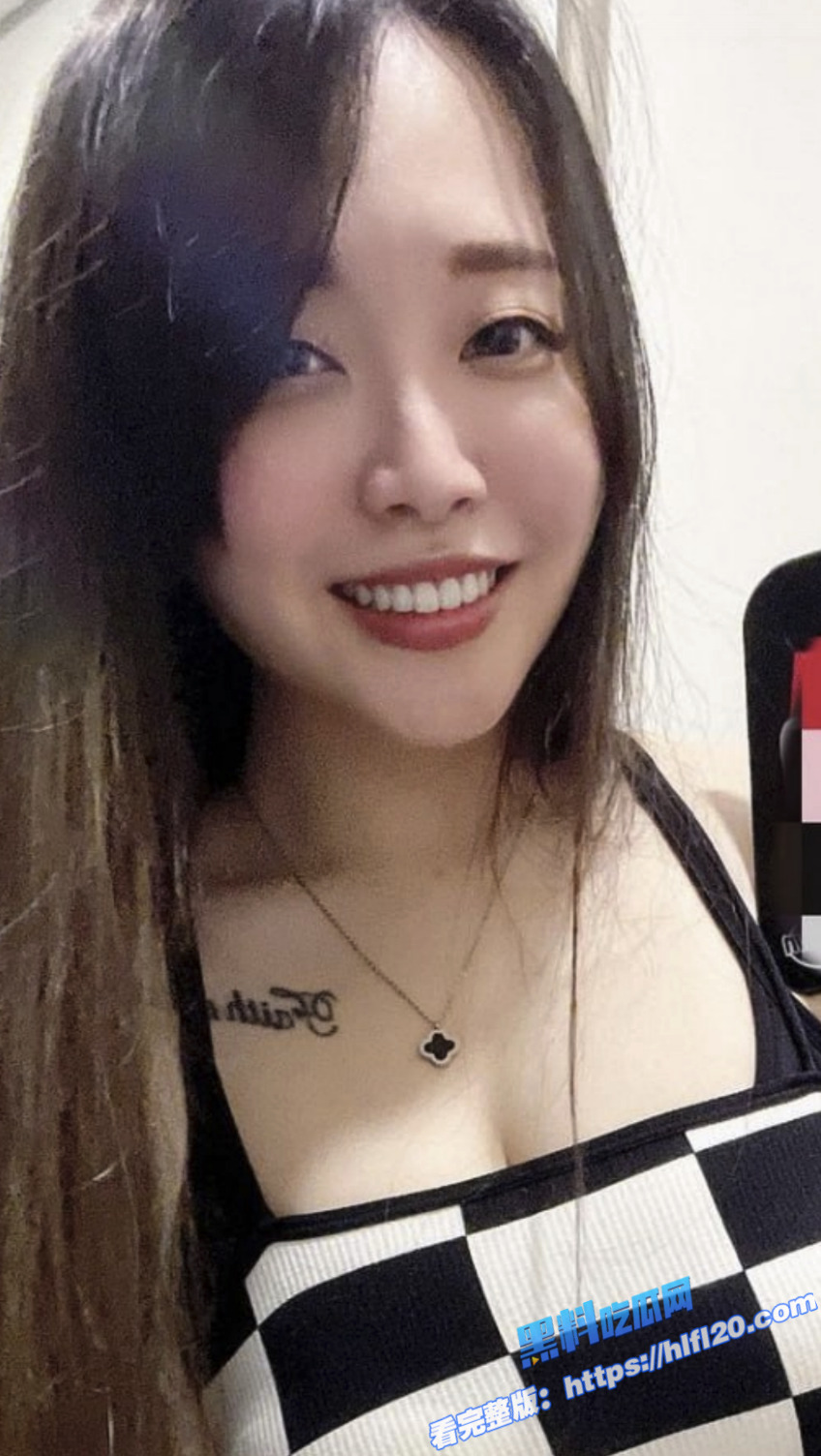 极品大奶高颜值辣妹 joyc 与金主裸聊视频骚得离谱 嫩穴仿佛滴水！2