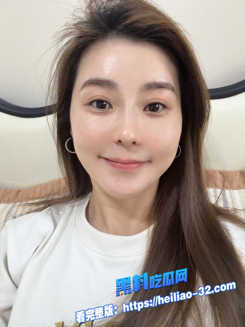吉林超淫少妇刘雨琦私密视频流出舔逼传教士被兄弟狂操到小穴失神龟帽老公全程记录 9 吉林超淫少妇刘雨琦私密视频流出舔逼传教士被兄弟狂操到小穴失神龟帽老公全程记录 9