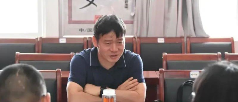 云南曲靖师宗县副县长苏尔飞出轨女下属致孕 1