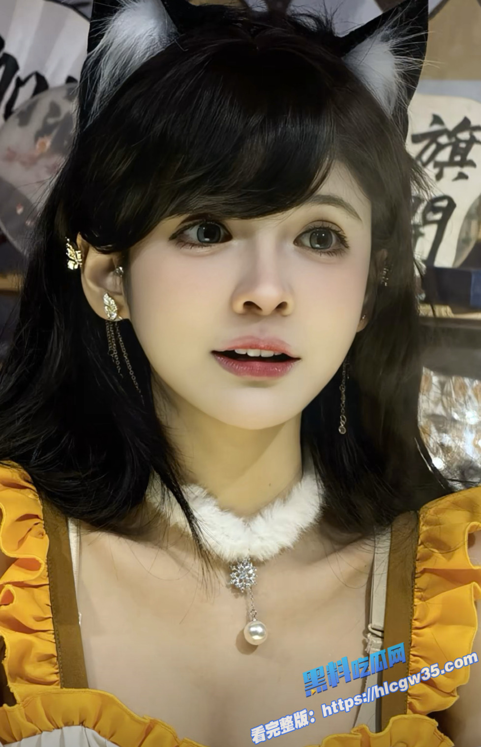抖音百万网红 狗头萝莉 金主定制福利脱衣视频流出 丰满巨乳纤细身段还是那么养眼9