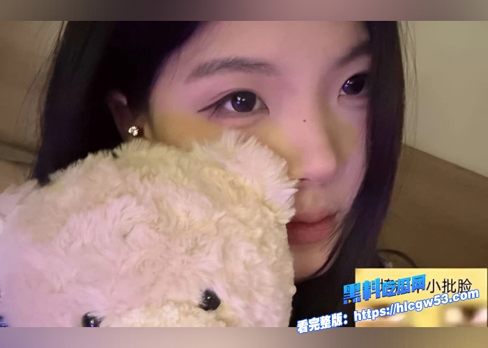四川成都21岁反差少女林意如背着男友跟别人玩裸聊大尺度视频泄露不知道她男朋友知道了会有多刺激 图3WH700x500px 四川成都21岁反差少女林意如背着男友跟别人玩裸聊大尺度视频泄露不知道她男朋友知道了会有多刺激 图3WH700x500px