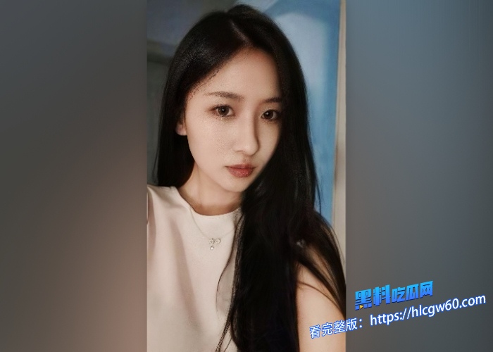 武汉城市学院御姐脸学妹马晨莹出台会所兼职被曝光大量性爱视频床上超骚喜欢握住大肉棒口爆 图1